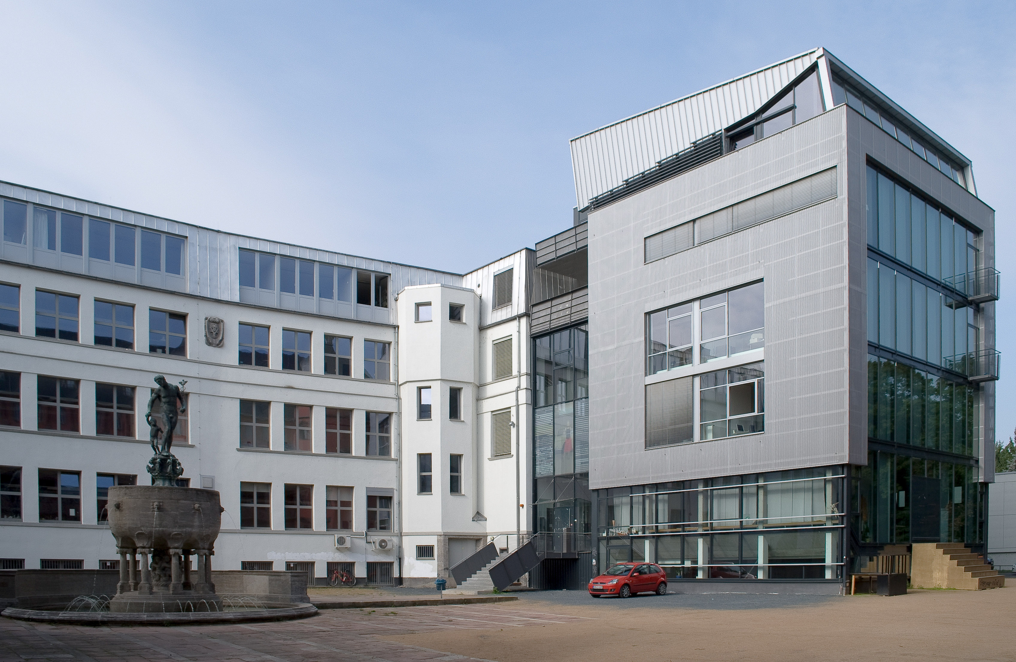 The campus of HfG Offenbach.